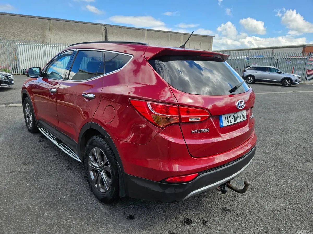 Hyundai Santa Fe SUV, Diesel, 2014, Red