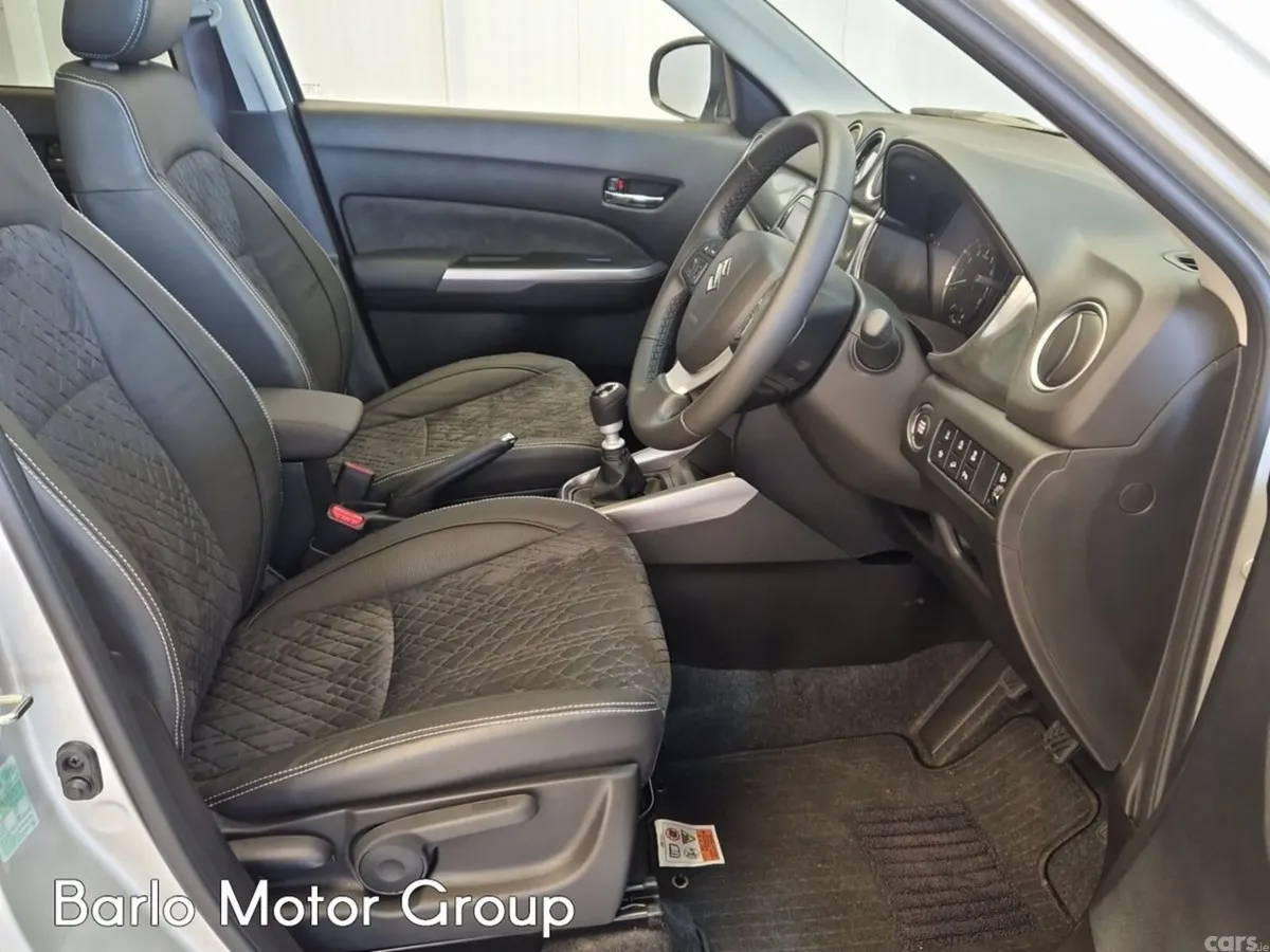 Suzuki Vitara SUV, Petrol, 2026, Silver