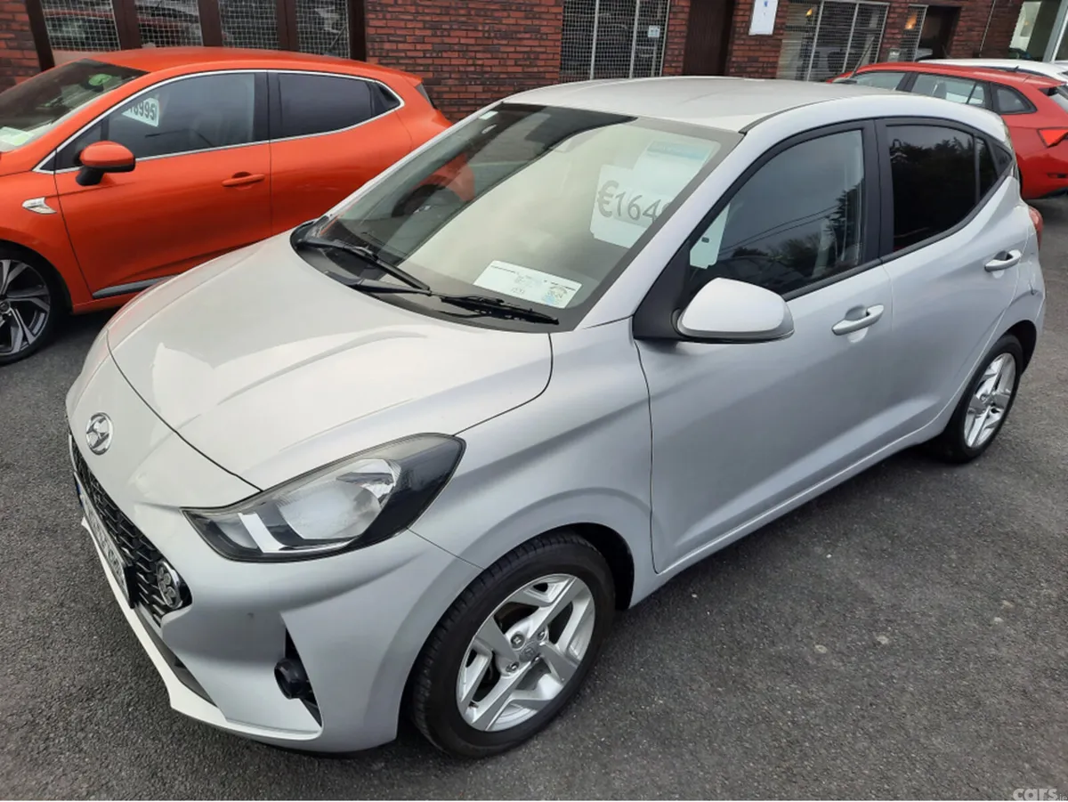 Hyundai i10 Hatchback, Petrol, 2021, Grey