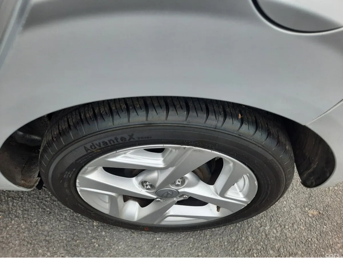 Hyundai i10 Hatchback, Petrol, 2021, Grey