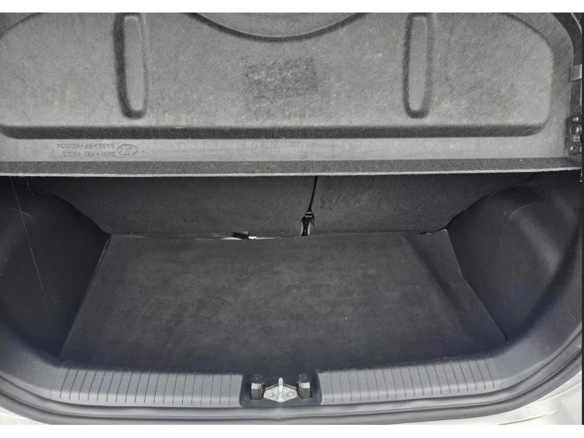 Hyundai i10 Hatchback, Petrol, 2021, Grey