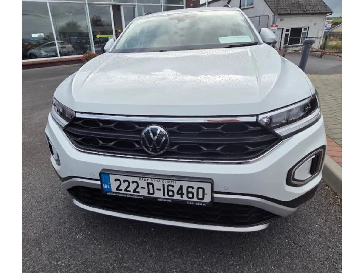 Volkswagen T-Roc Estate, Petrol, 2022, White