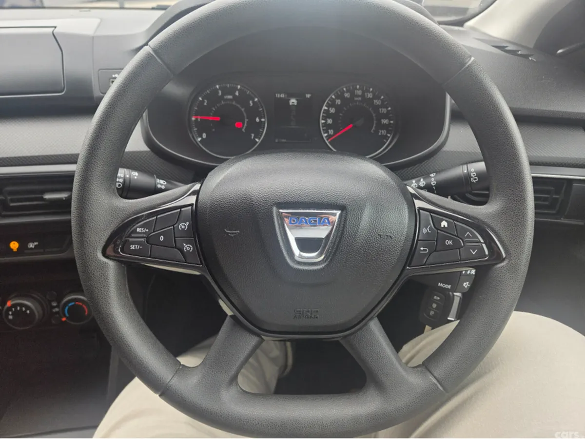 Dacia Sandero Hatchback, Petrol, 2021, Blue