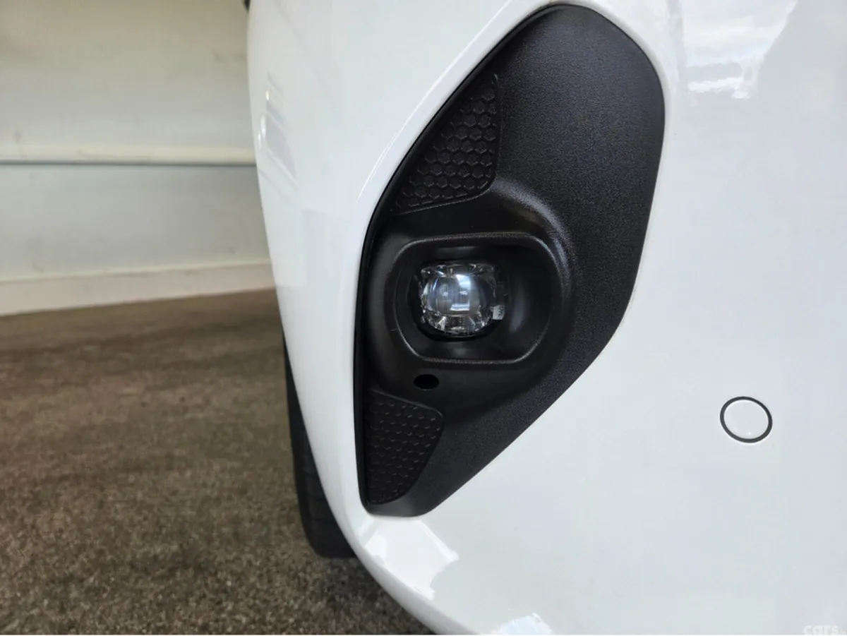 Opel Corsa Hatchback, Petrol, 2023, White