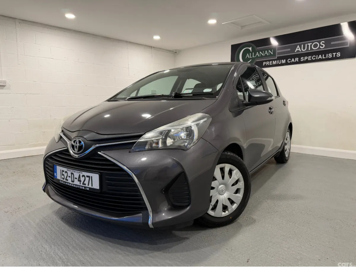 Toyota Yaris Hatchback, Petrol, 2015, Grey