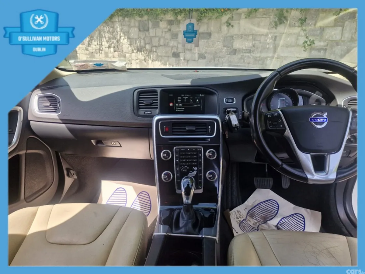 Volvo V60 Estate, Diesel, 2015, White