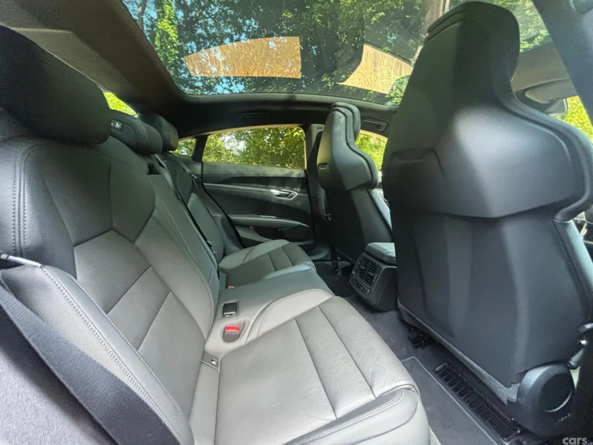 Audi e-tron GT quattro Coupe, Electric, 2023, Black