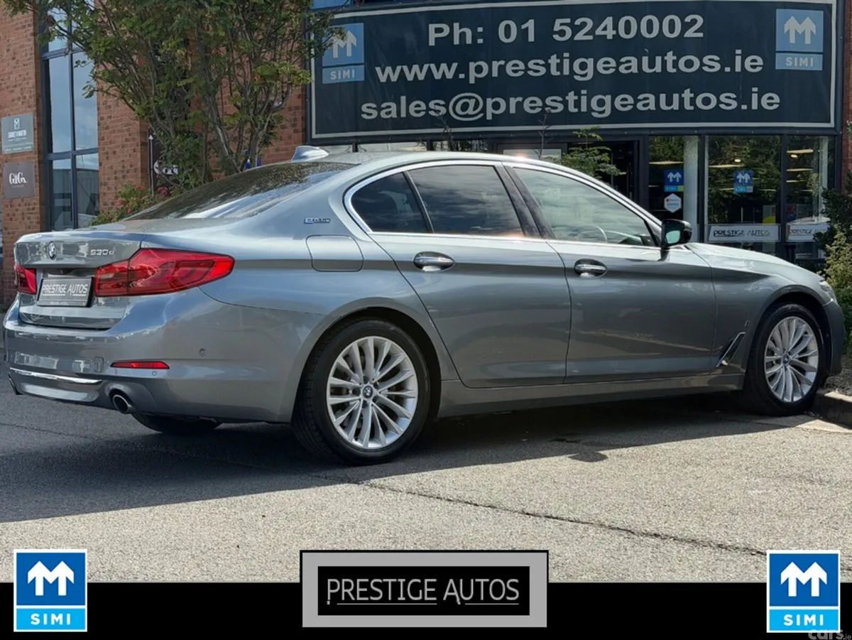 BMW 5-Series Saloon, Petrol Plug-in Hybrid, 2017, Grey
