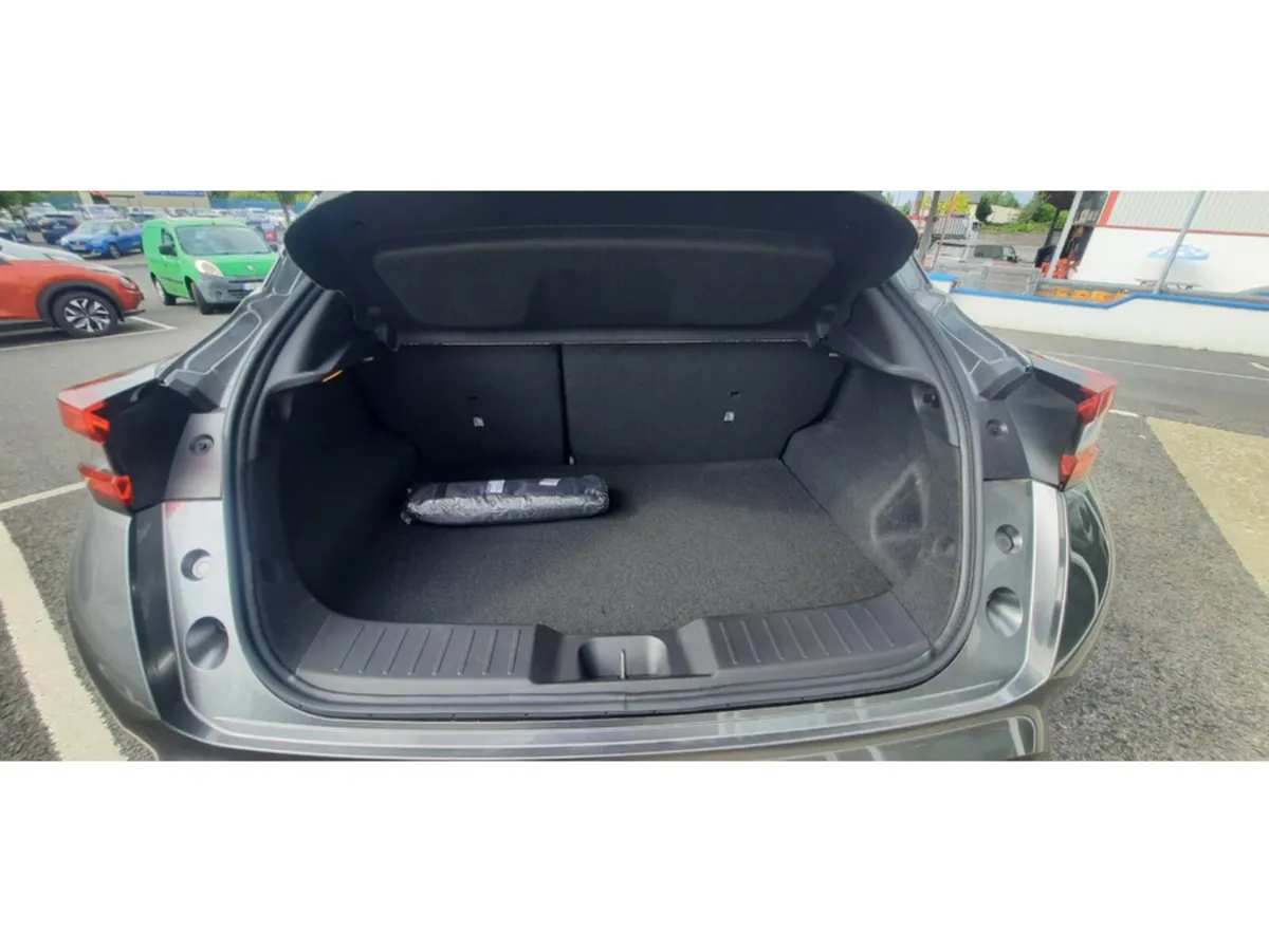 Nissan Juke Hatchback, Petrol Hybrid, 2026, Grey