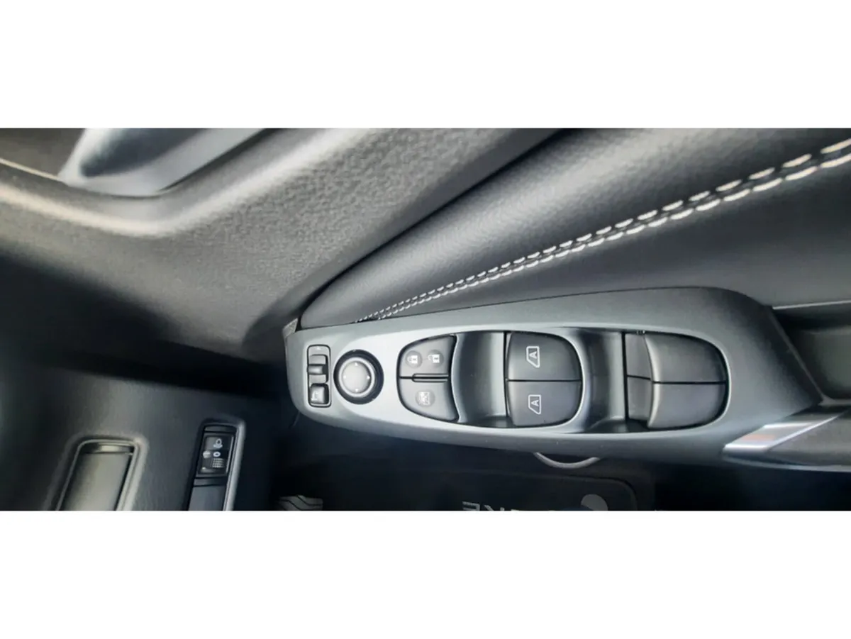 Nissan Juke Hatchback, Petrol Hybrid, 2026, Grey