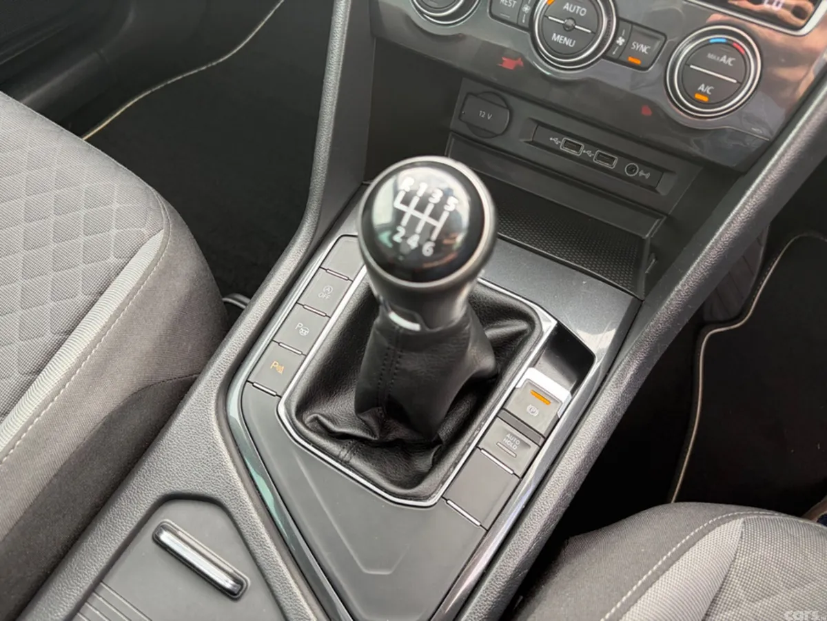 Volkswagen Tiguan SUV, Diesel, 2018, Grey