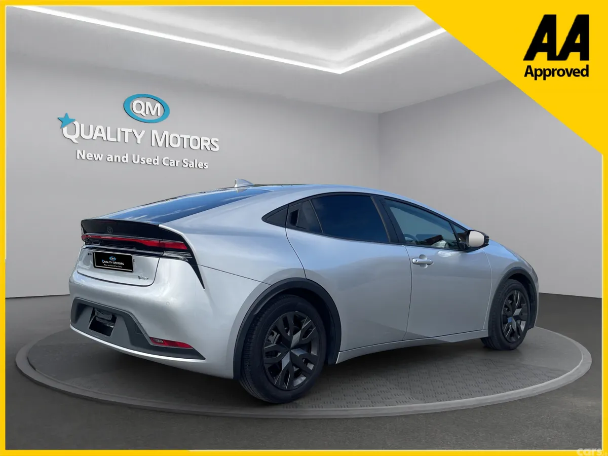 Toyota Prius Saloon, Petrol Hybrid, 2023, Silver
