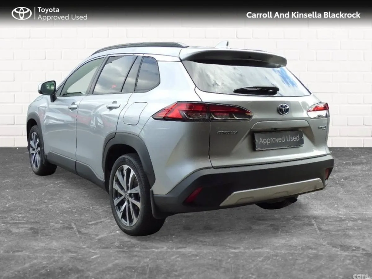 Toyota Corolla Cross Hatchback, Petrol Hybrid, 2023, Silver