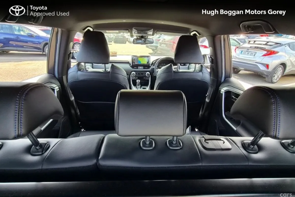 Toyota RAV4 SUV, Petrol Hybrid, 2021, White