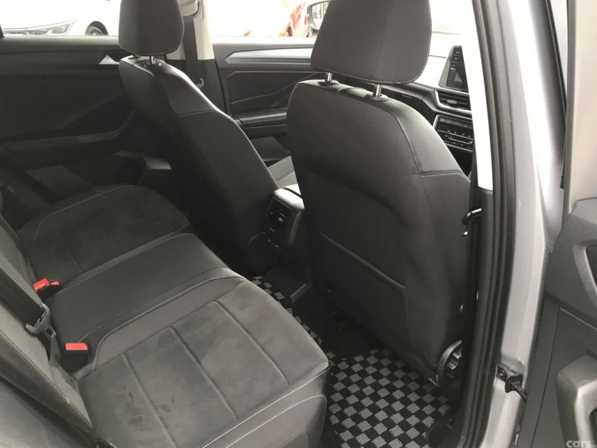 Volkswagen T-Roc SUV, Diesel, 2023, Silver