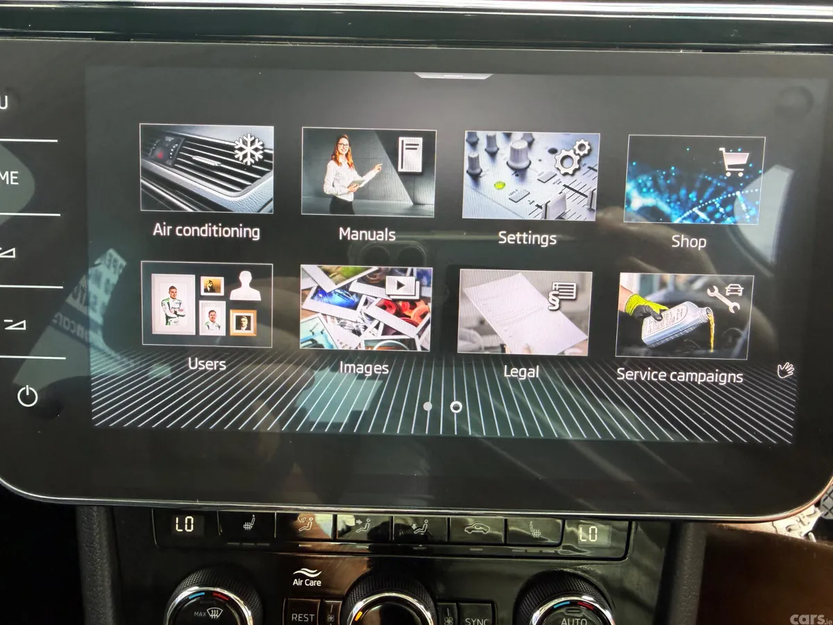Skoda Superb Saloon, Diesel, 2022, Grey