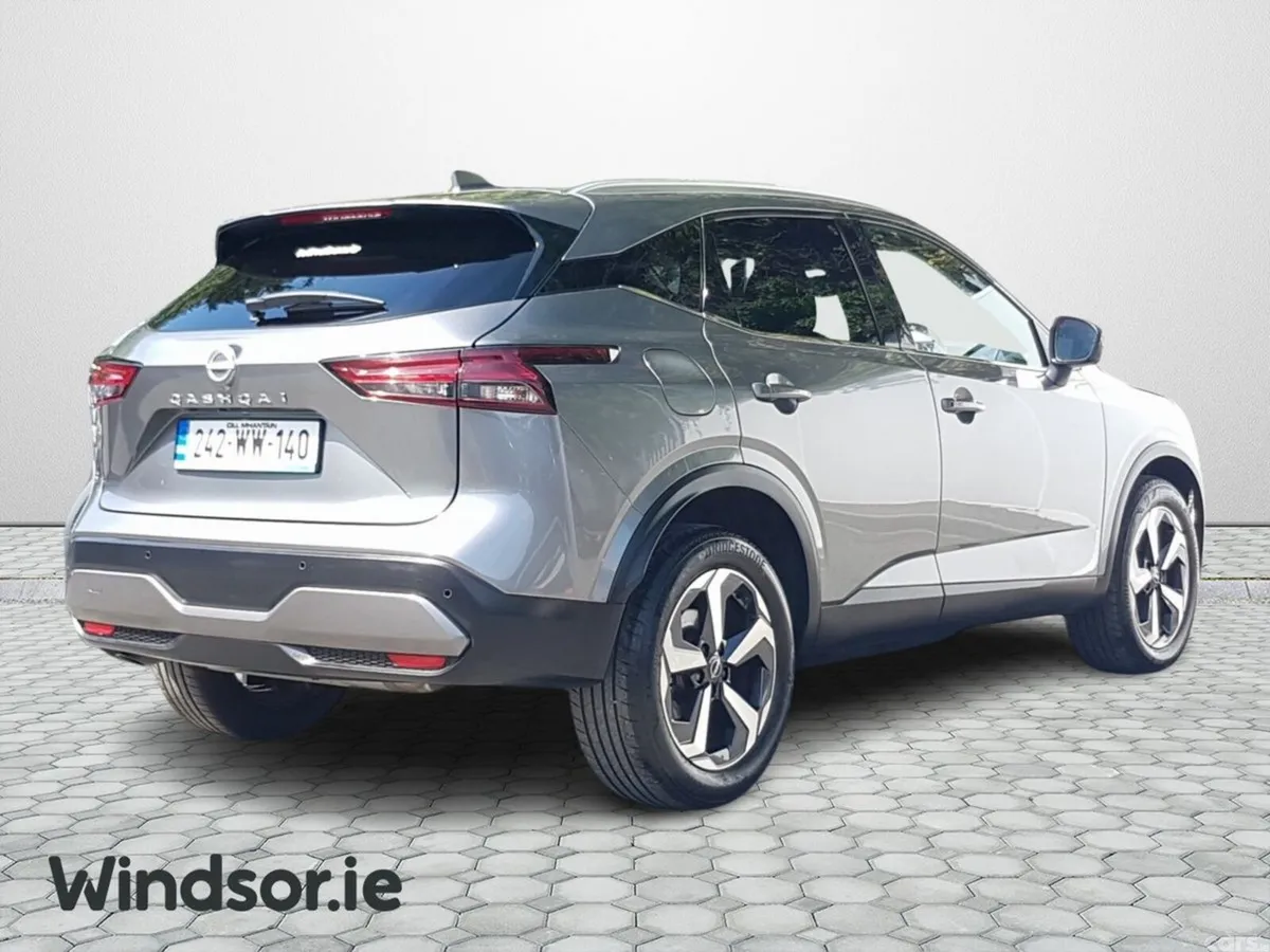 Nissan Qashqai MPV, Petrol, 2024, Grey