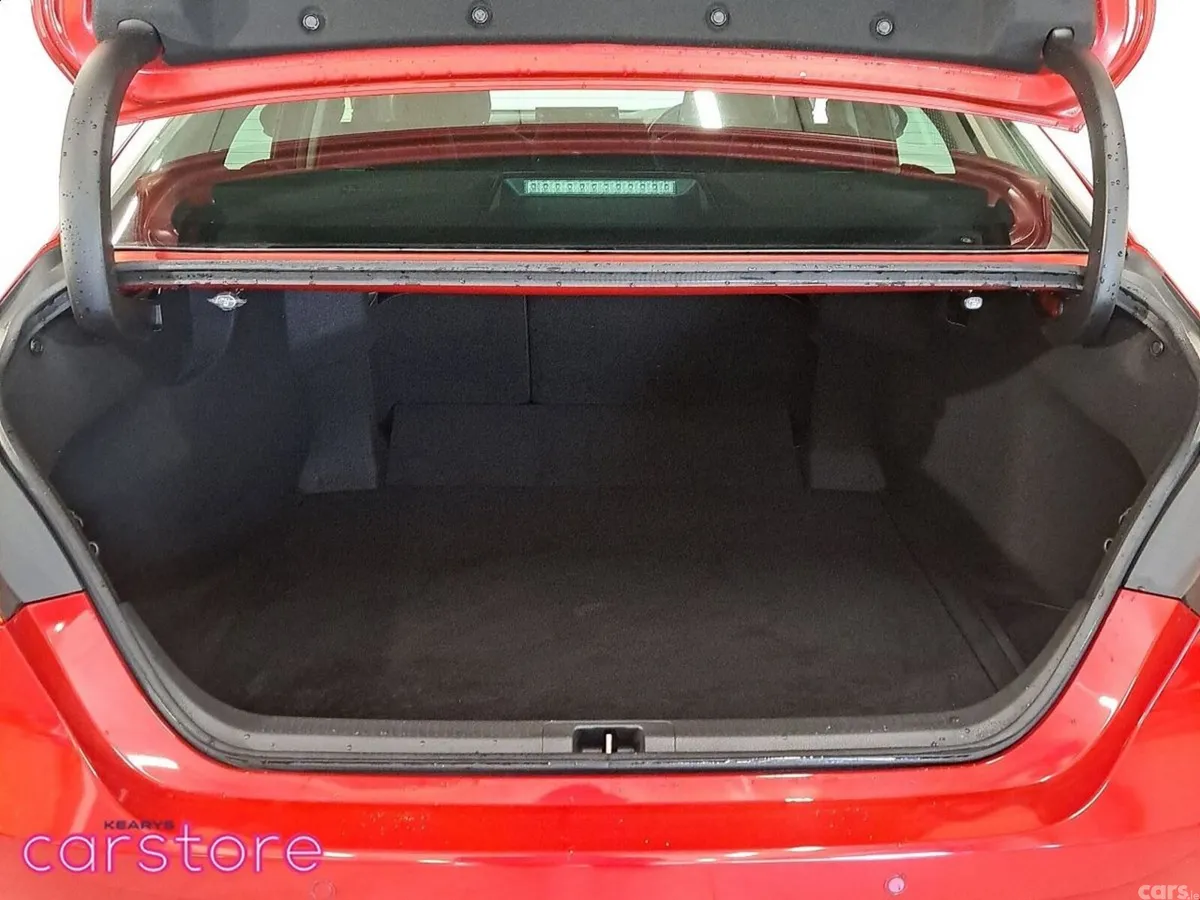 Toyota Camry Saloon, Petrol Hybrid, 2021, Red
