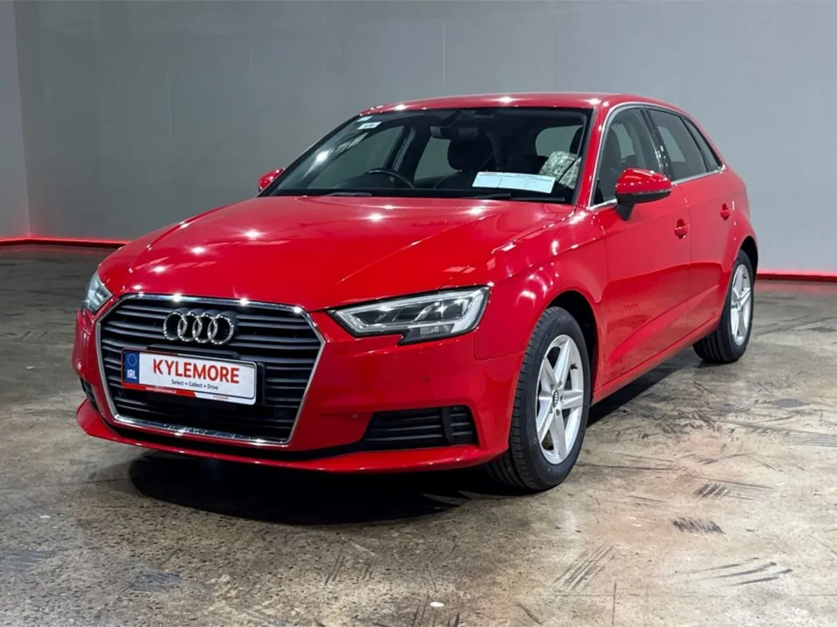 Audi A3 Hatchback, Petrol, 2017, Red