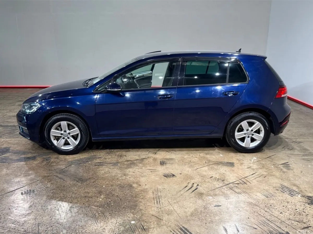 Volkswagen Golf Hatchback, Petrol, 2018, Blue