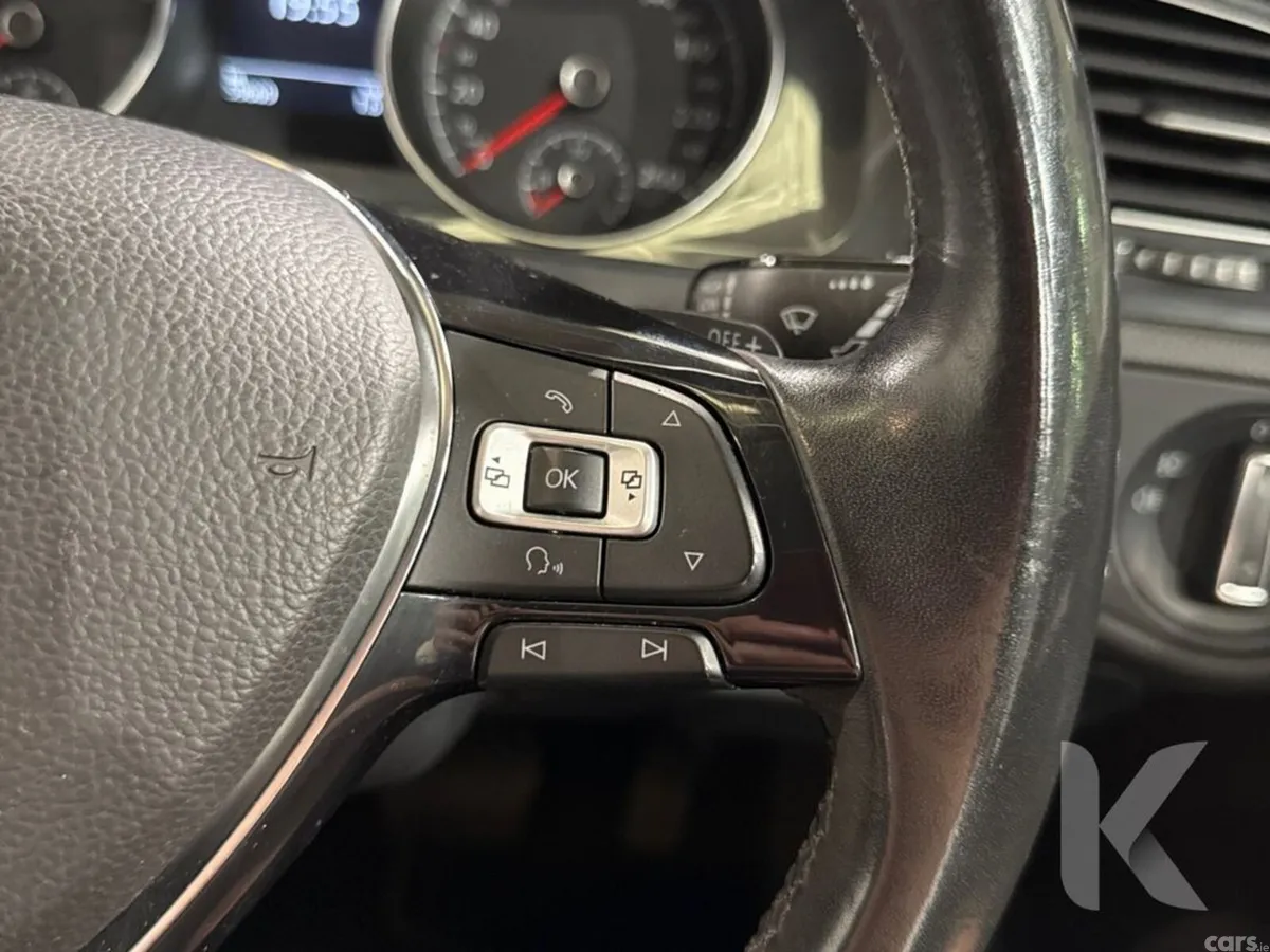 Volkswagen Golf Hatchback, Petrol, 2018, Blue