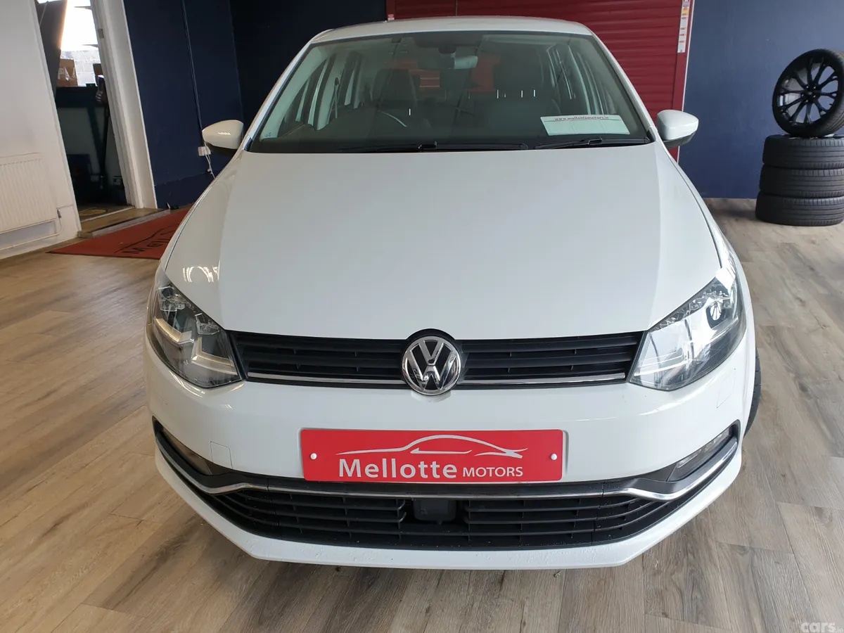 Volkswagen Polo Hatchback, Petrol, 2017, White