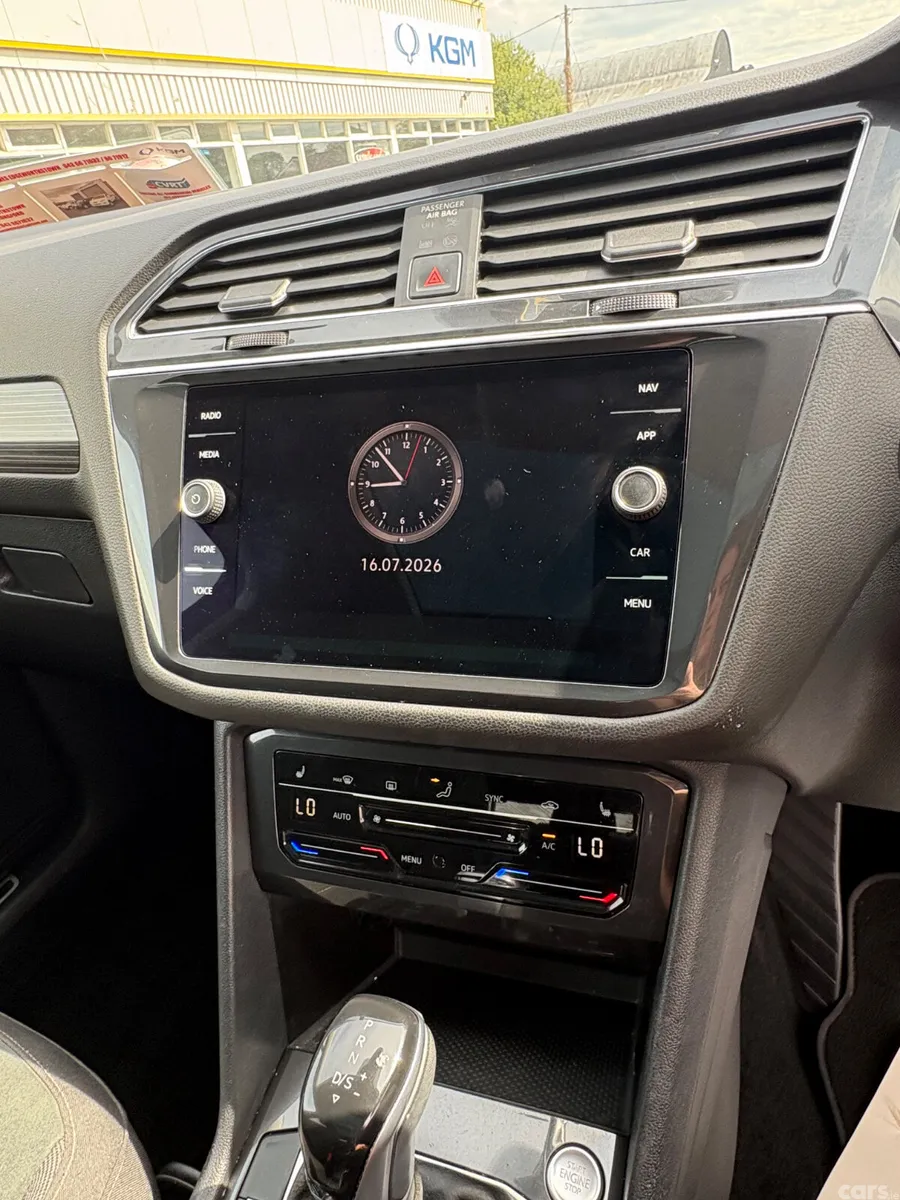 Volkswagen Tiguan SUV, Diesel, 2023, Grey