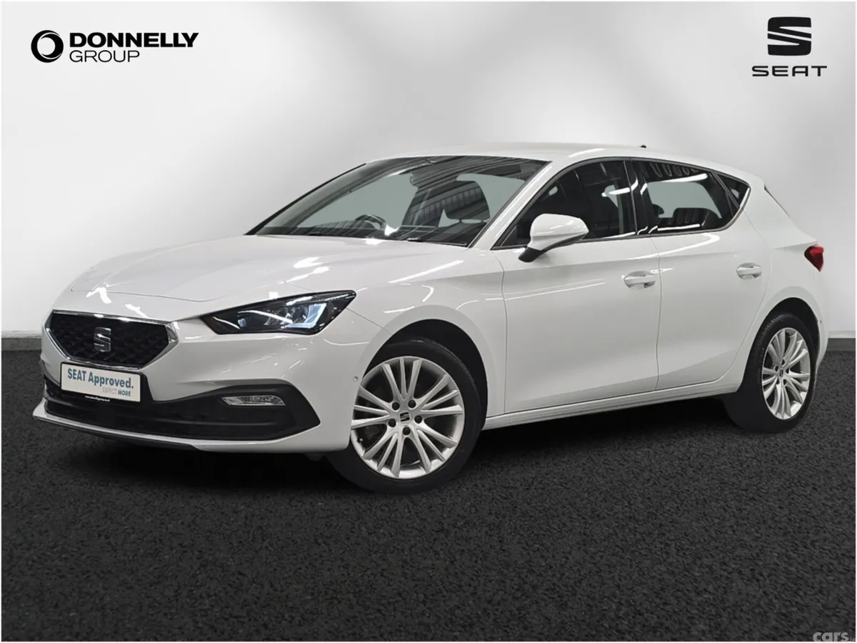 SEAT Leon Hatchback, Petrol, 2023, White