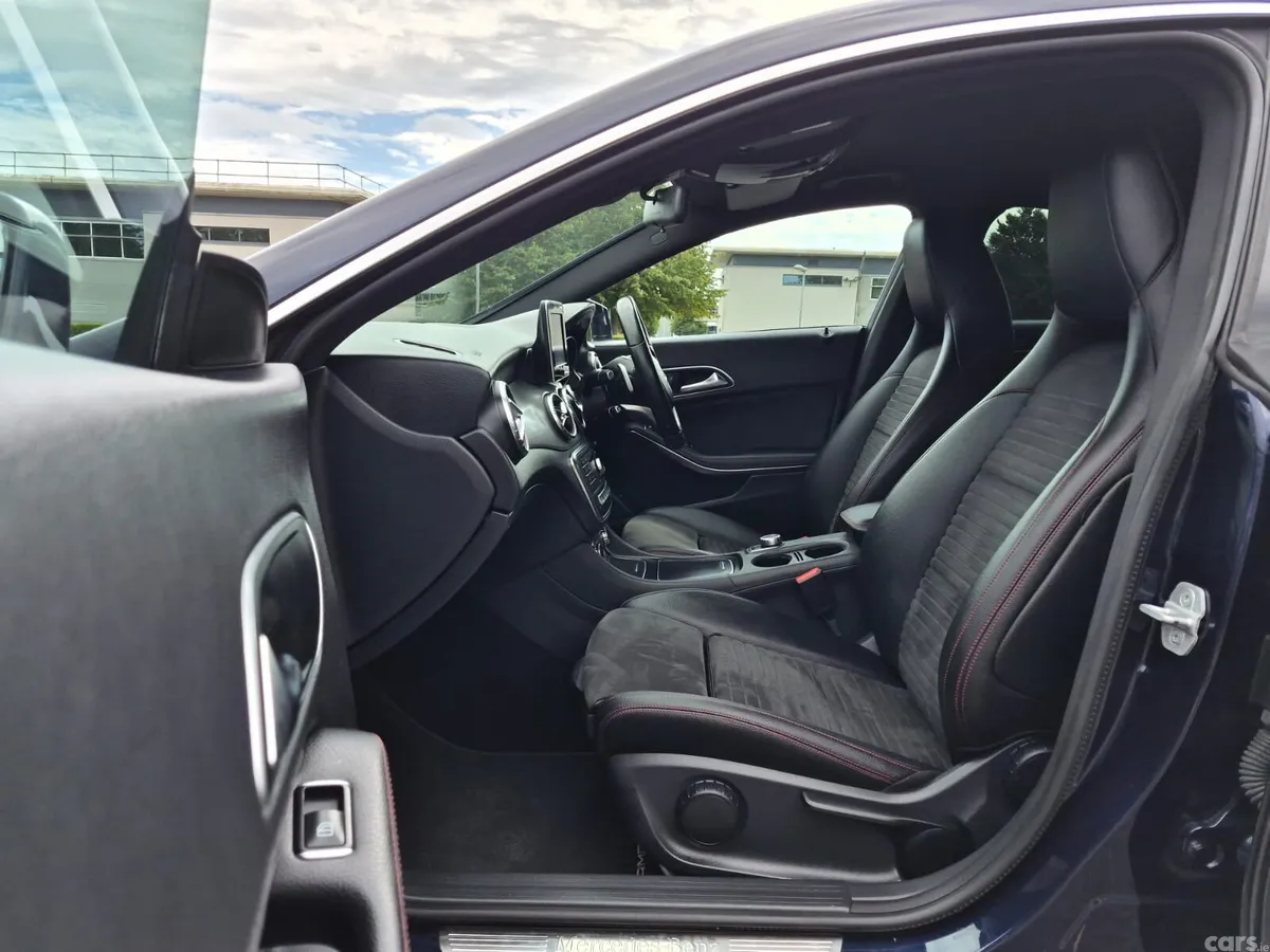 Mercedes-Benz CLA Saloon, Petrol, 2017, Blue