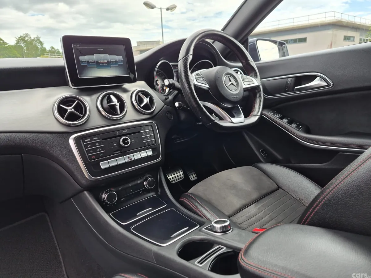 Mercedes-Benz CLA Saloon, Petrol, 2017, Blue