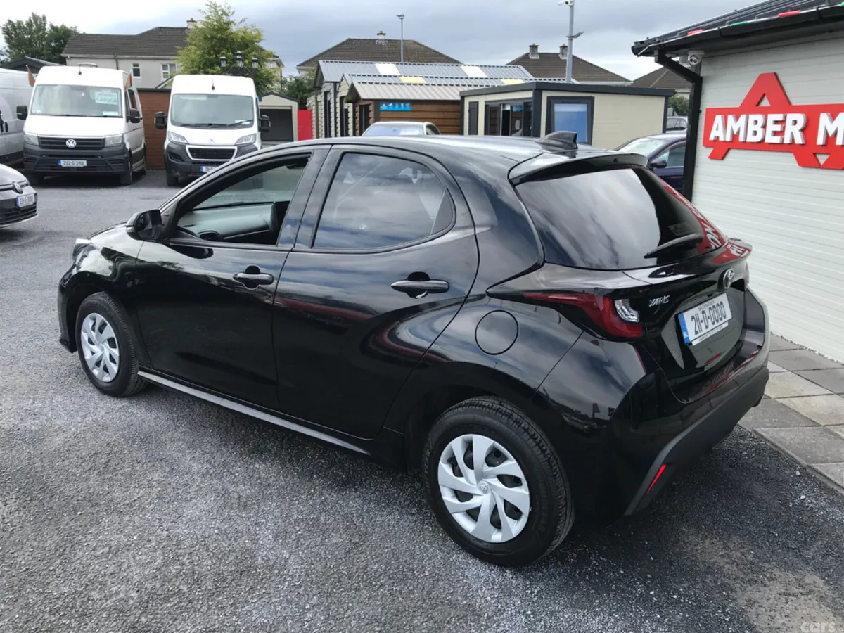 Toyota Yaris Hatchback, Petrol, 2021, Black