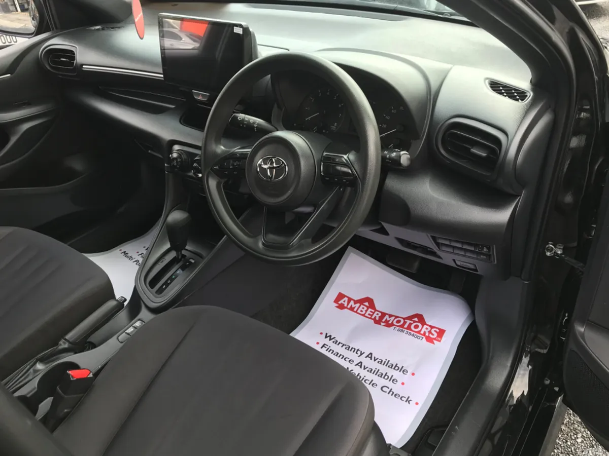 Toyota Yaris Hatchback, Petrol, 2021, Black