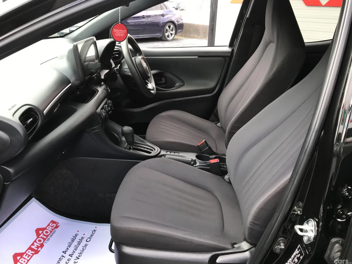Toyota Yaris Hatchback, Petrol, 2021, Black