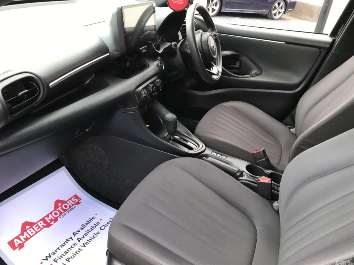 Toyota Yaris Hatchback, Petrol, 2021, Black