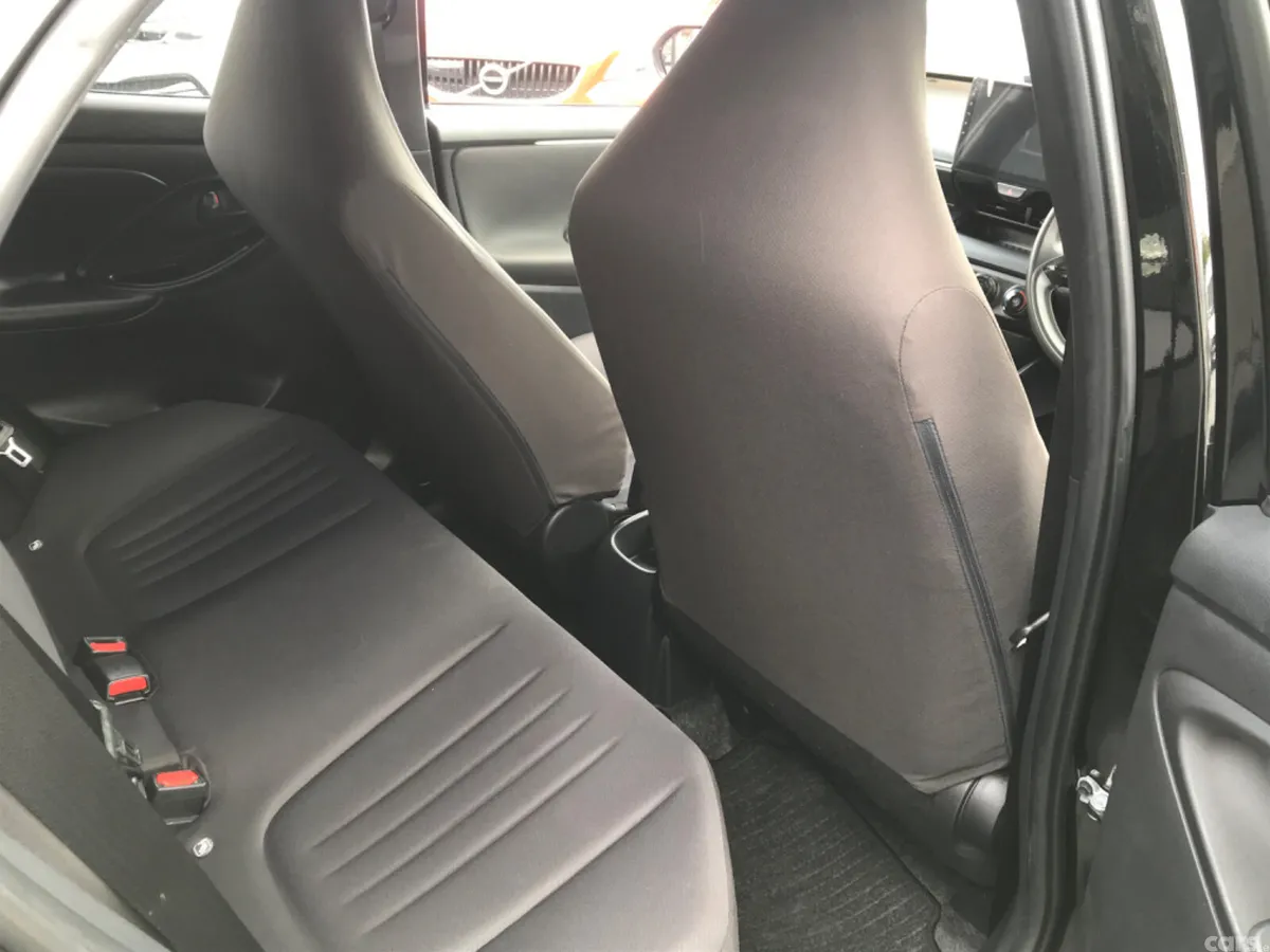 Toyota Yaris Hatchback, Petrol, 2021, Black