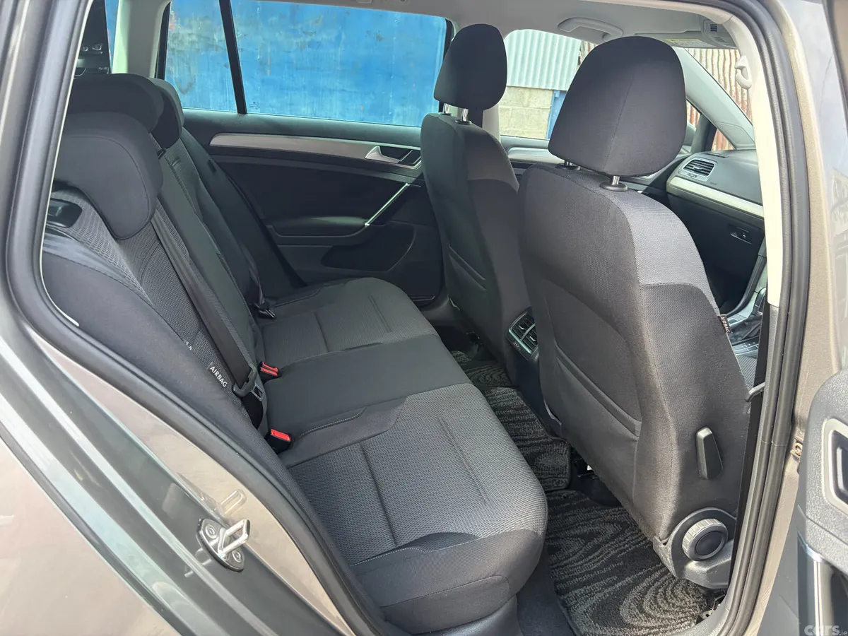 Volkswagen Golf Estate, Petrol, 2016, Grey