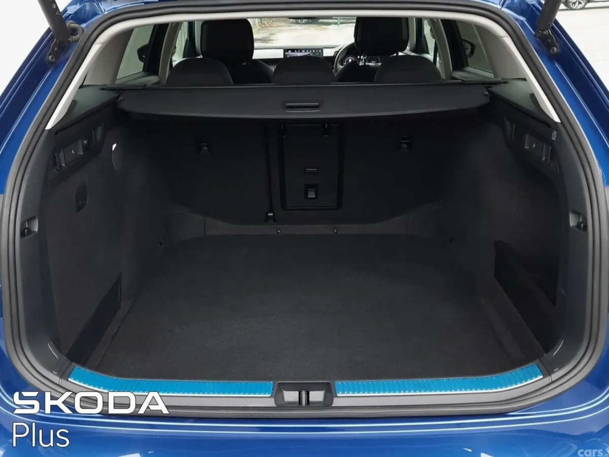 Skoda Superb Estate, Diesel, 2024, Blue