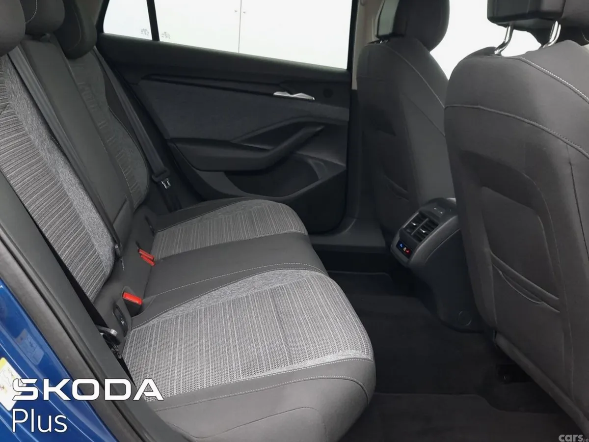 Skoda Superb Estate, Diesel, 2024, Blue