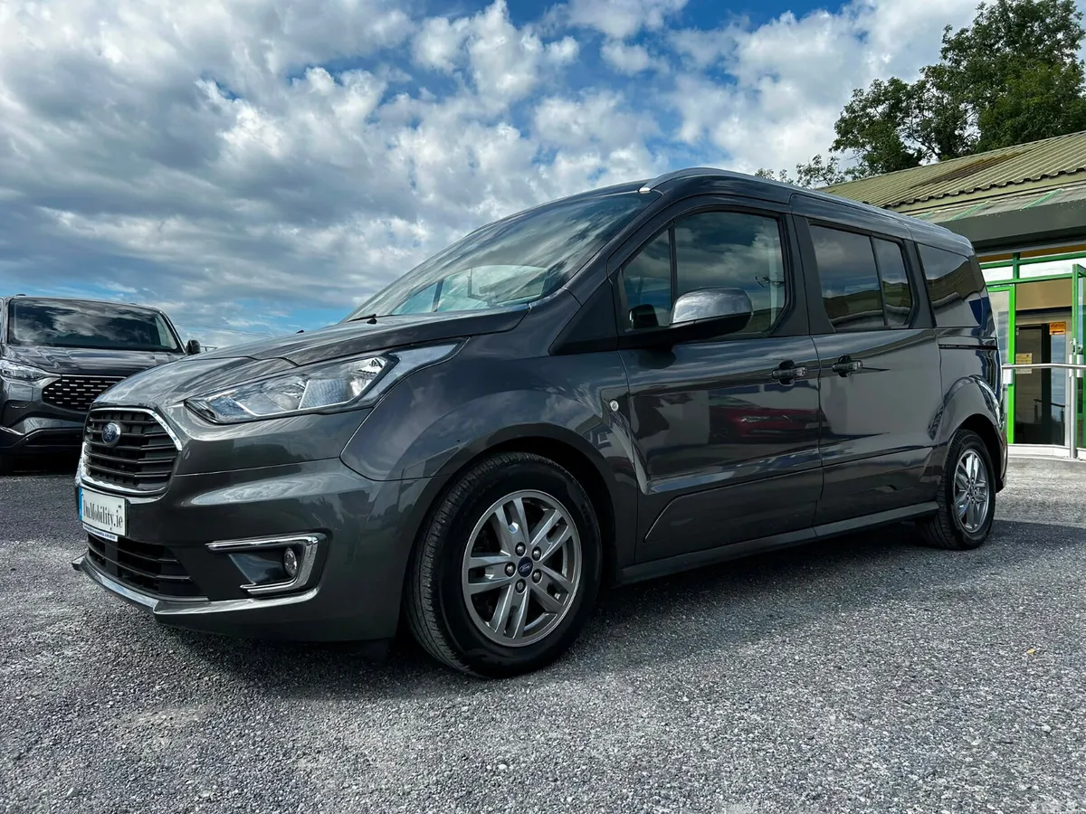 Ford Tourneo Connect MPV, Diesel, 2022, Grey