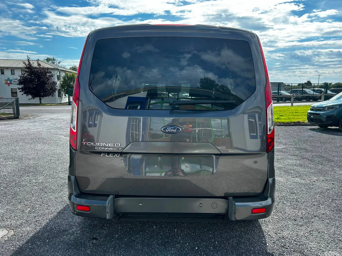 Ford Tourneo Connect MPV, Diesel, 2022, Grey