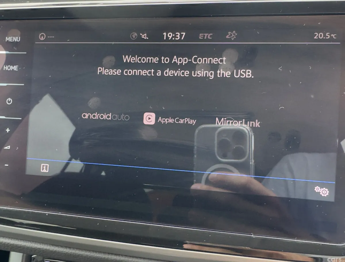 Volkswagen Touran MPV, Diesel, 2018, Blue