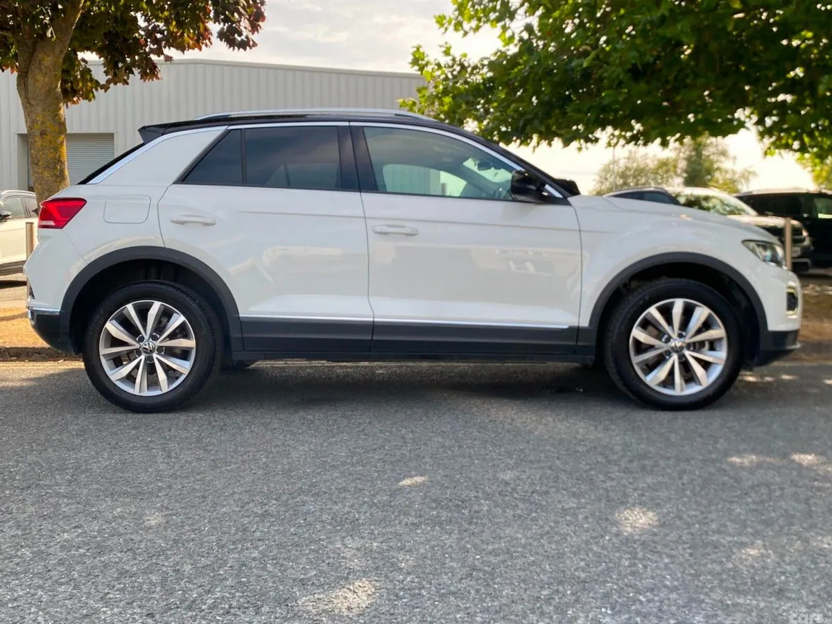 Volkswagen T-Roc SUV, Diesel, 2021, White