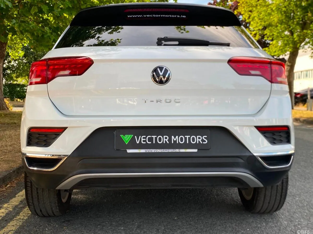 Volkswagen T-Roc SUV, Diesel, 2021, White