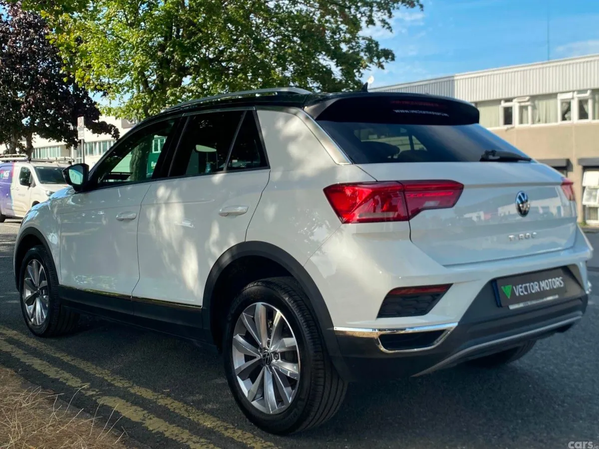 Volkswagen T-Roc SUV, Diesel, 2021, White