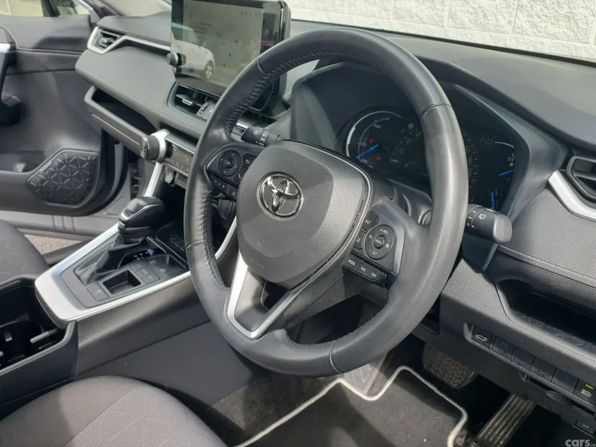 Toyota RAV4 SUV, Petrol Hybrid, 2024, Grey