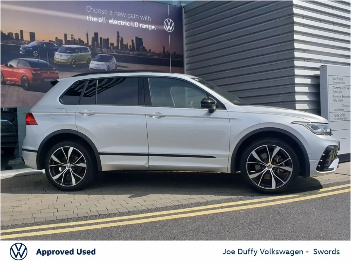 Volkswagen Tiguan SUV, Petrol Plug-in Hybrid, 2024, Grey