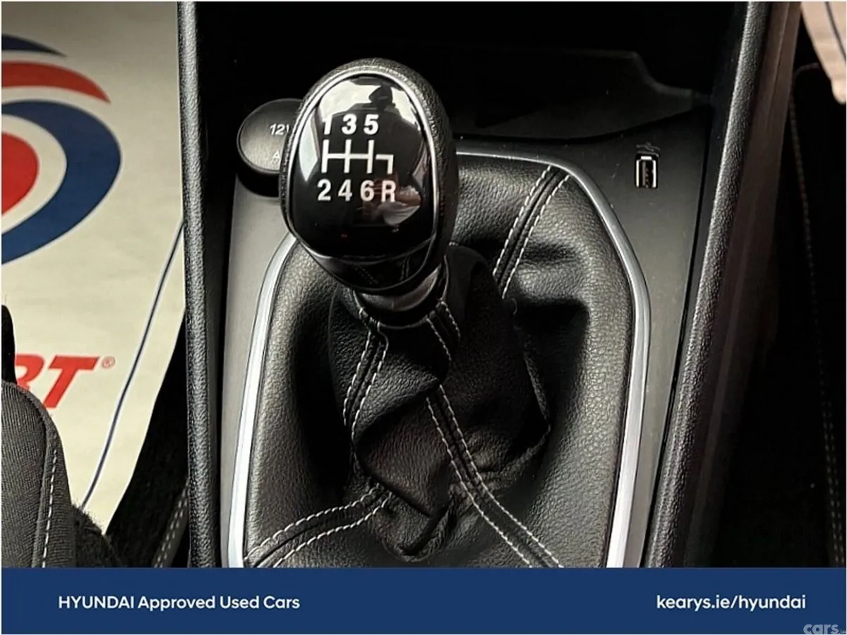 Ford Fiesta Hatchback, Petrol, 2022, Blue
