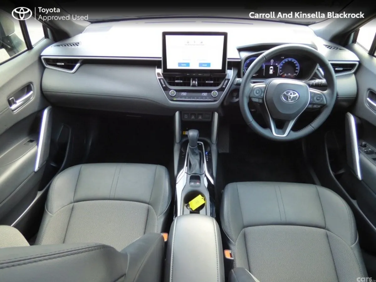 Toyota Corolla Cross Hatchback, Petrol Hybrid, 2025, Grey