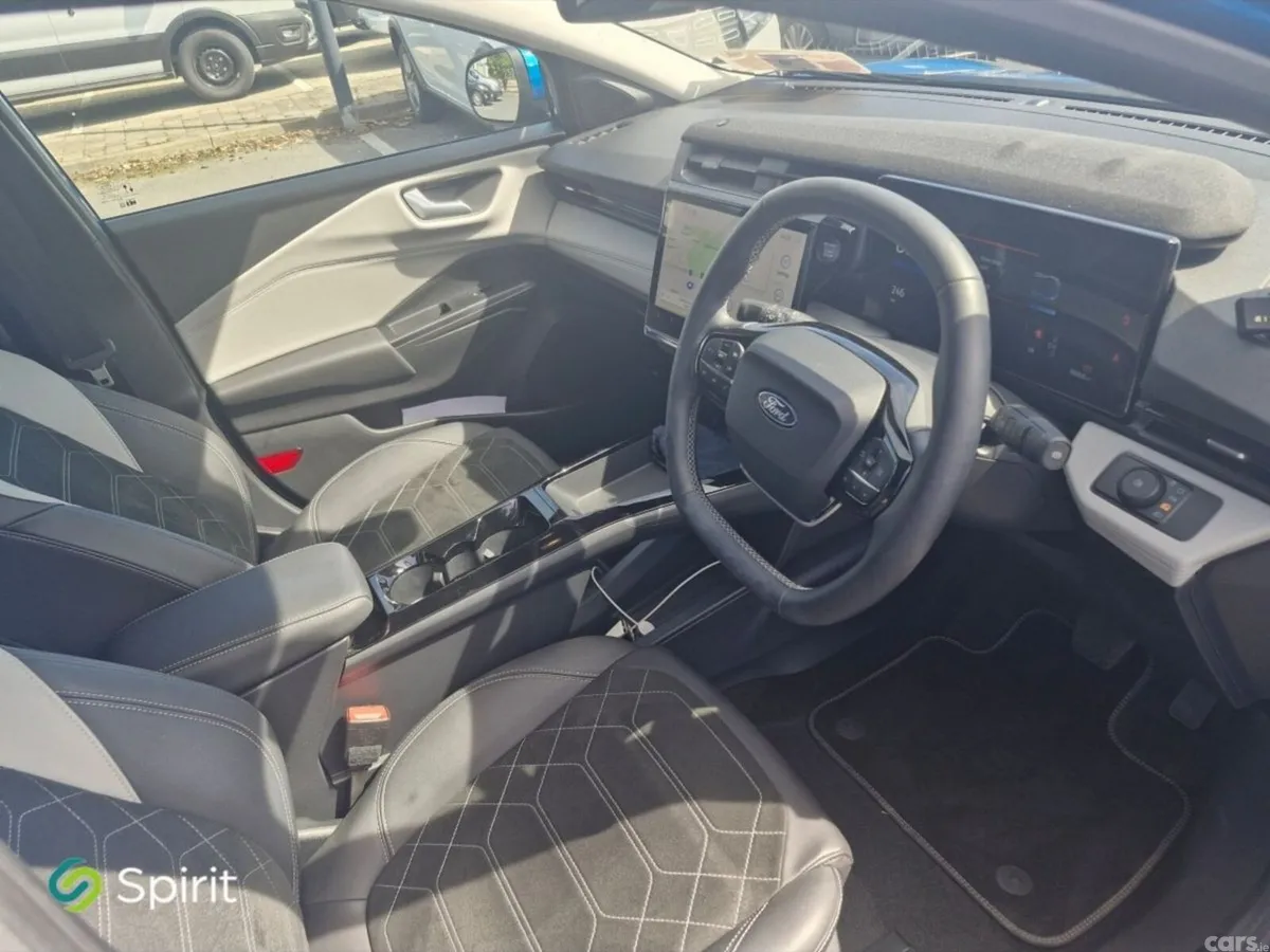 Ford Puma MPV, Electric, 2026, Blue