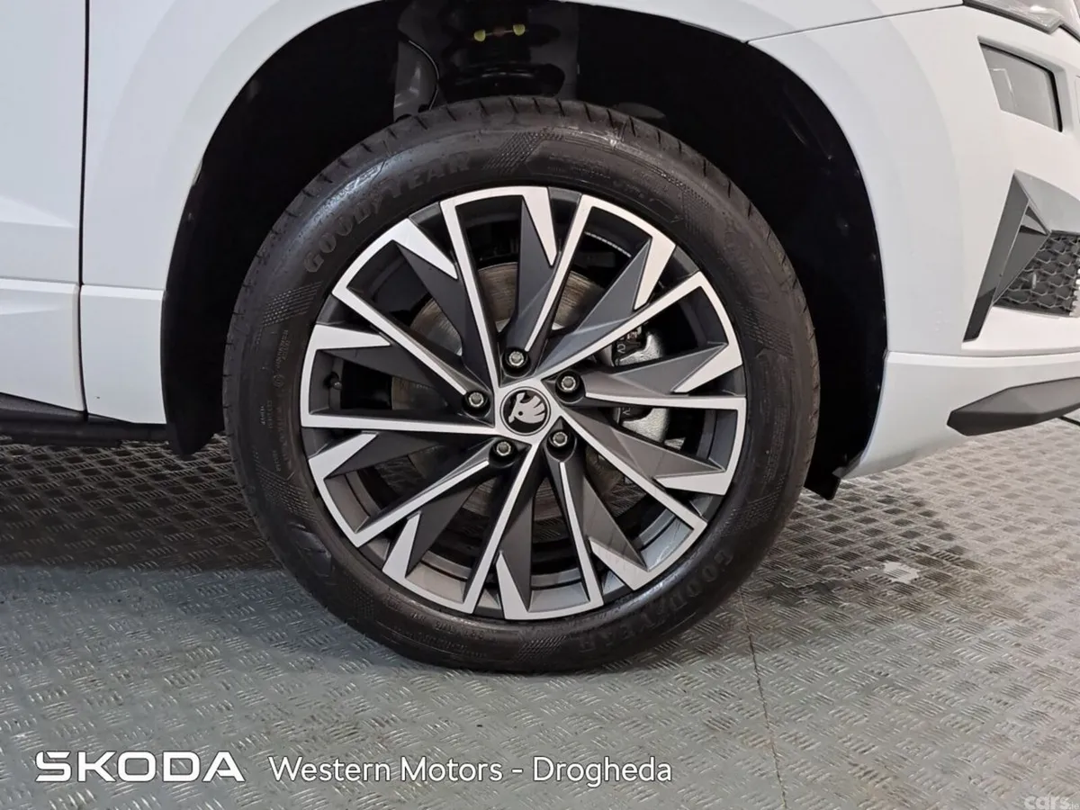 Skoda Karoq SUV, Diesel, 2026, White